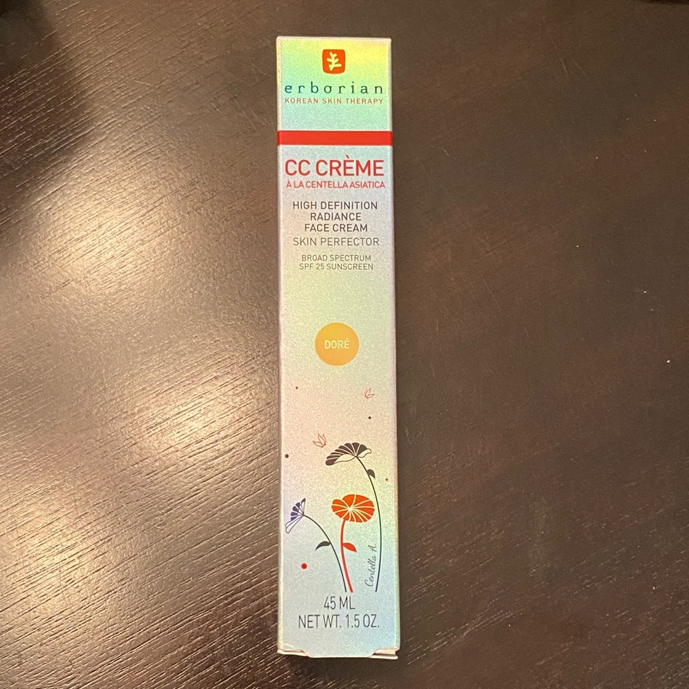 CC Crème Dore - High Definition Radiance Face Cream